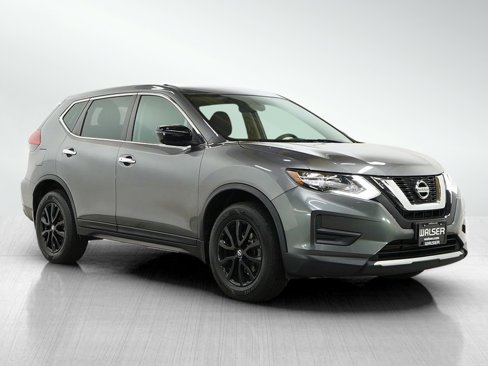 Used 2017 Nissan Rogue SV w/ Midnight Edition Package image 7