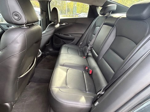 Used 2016 Chevrolet Malibu LT w/ Leather Package image 12