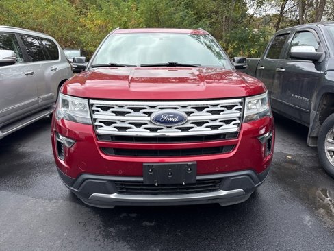 Used 2018 Ford Explorer XLT w/ Equipment Group 202A image 2