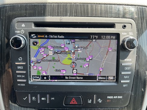 Used 2017 Chevrolet Traverse Premier image 23