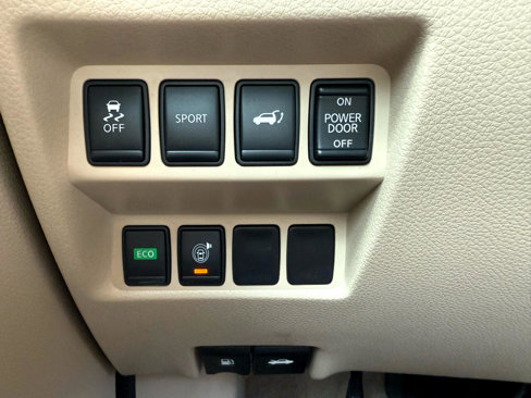 Used 2015 Nissan Rogue SV w/ SV Premium Package image 27