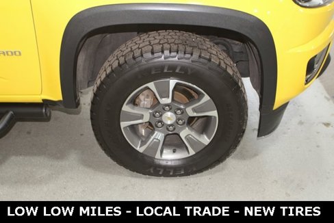 Used 2015 Chevrolet Colorado Z71 w/ Trail Boss Edition image 6