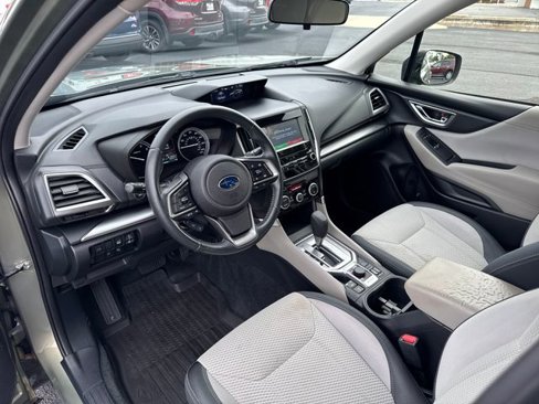 Used 2020 Subaru Forester Premium image 9