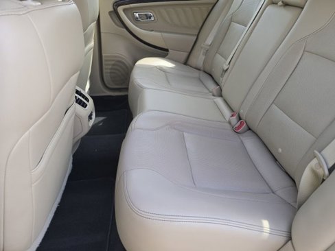 Used 2018 Ford Taurus Limited image 10