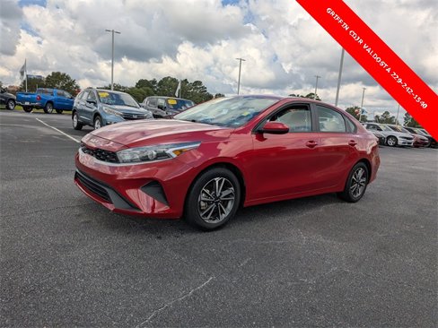 Used 2023 Kia Forte LXS image 7