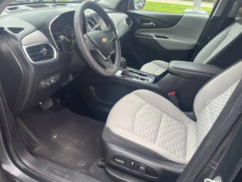 Used 2020 Chevrolet Equinox LS w/ LS Convenience Package image 8