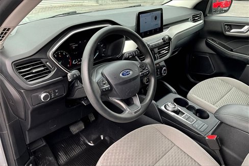Used 2021 Ford Escape SE image 13