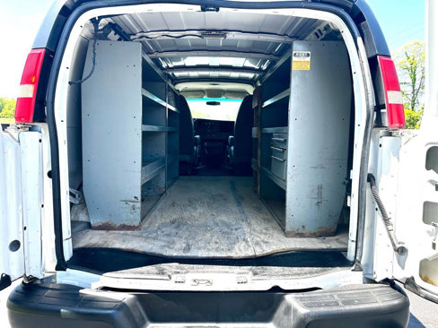 Used 2014 Chevrolet Express 2500 image 20