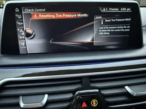 Used 2016 BMW 750i xDrive image 52
