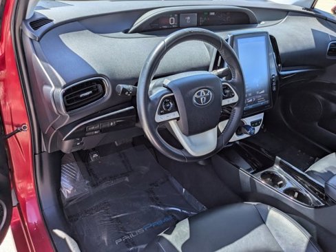 Used 2017 Toyota Prius Prime Premium image 17