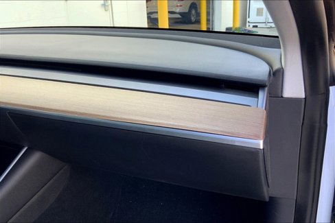 Used 2020 Tesla Model 3 Standard Range image 15