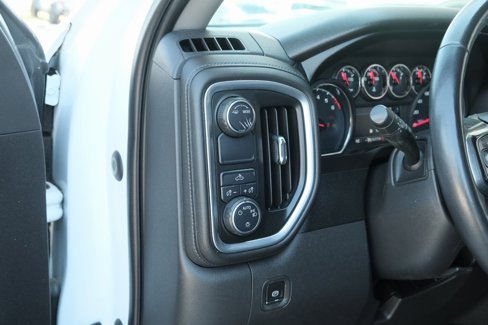 Used 2020 Chevrolet Silverado 1500 LT w/ Texas Edition image 7