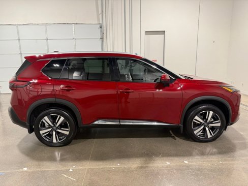 Used 2023 Nissan Rogue SL image 4