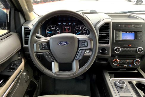 Used 2018 Ford Expedition XLT w/ Equipment Group 201A image 5