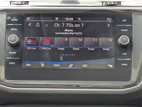 Certified 2021 Volkswagen Tiguan SE w/ Panoramic Sunroof Package image 22
