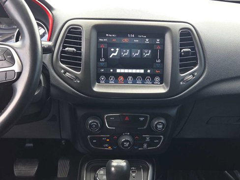 Used 2019 Jeep Compass Trailhawk image 25