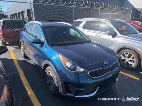 Used 2019 Kia Niro LX image 3