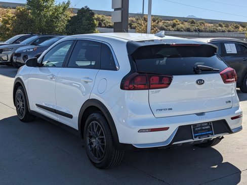 Used 2019 Kia Niro FE image 3