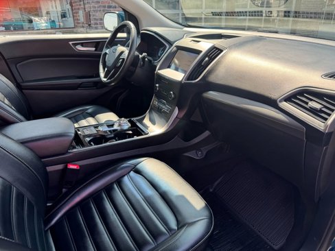 Used 2020 Ford Edge SEL image 22