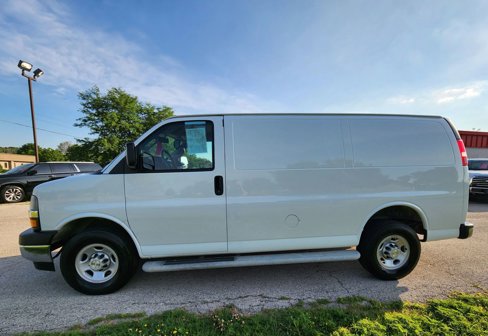 Used 2023 Chevrolet Express 2500 w/ Driver Convenience Package image 15