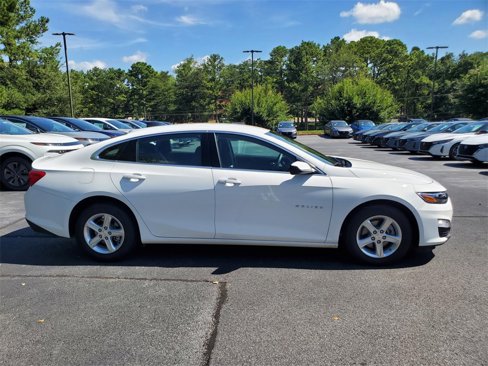 Used 2024 Chevrolet Malibu LS w/ Driver Confidence Package image 2