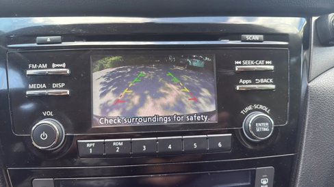 Used 2016 Nissan Rogue SV image 30