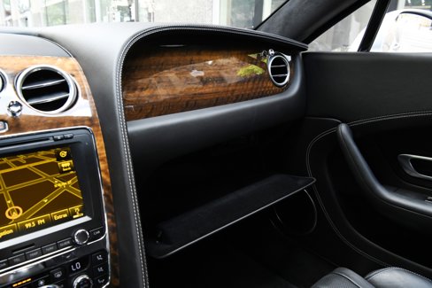 Used 2017 Bentley Continental GT image 18