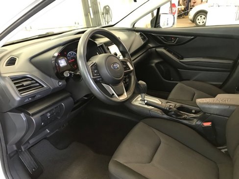 Used 2018 Subaru Impreza 2.0i image 12