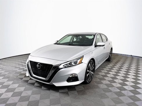 Used 2020 Nissan Altima 2.0 Platinum image 4