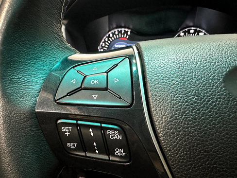 Used 2016 Ford Explorer Platinum image 34