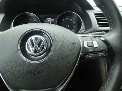 Used 2016 Volkswagen Passat 1.8T SE image 12