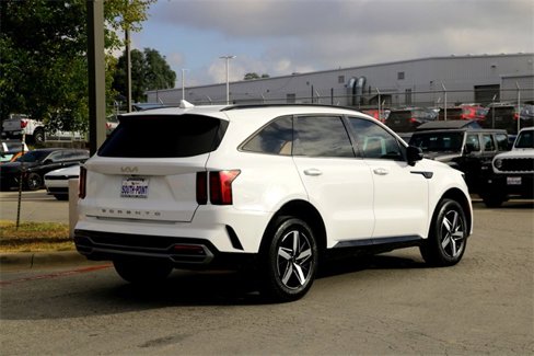 Used 2022 Kia Sorento S image 5