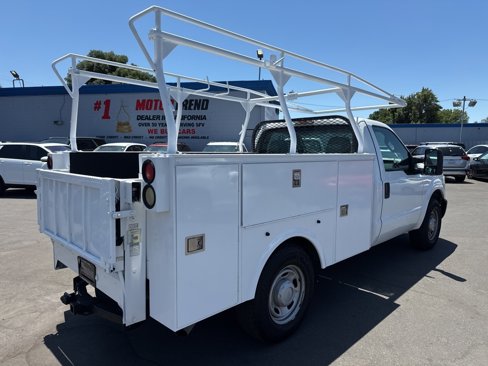 Used 2014 Ford F250 XL w/ XL Value Package image 4