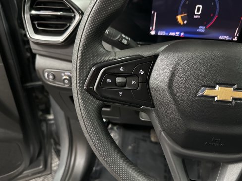Used 2024 Chevrolet TrailBlazer LS image 17