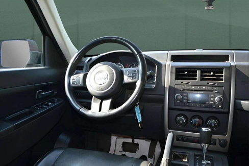 Used 2012 Jeep Liberty Sport image 24