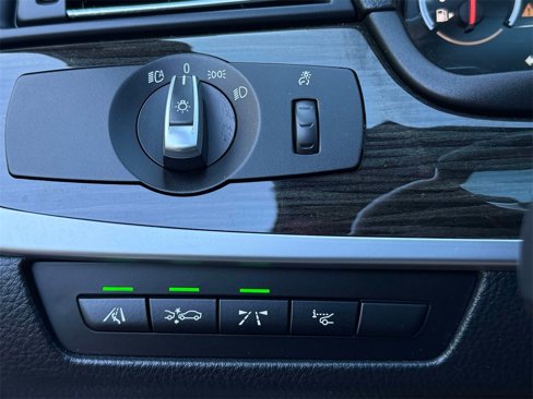 Used 2013 BMW M5 image 30