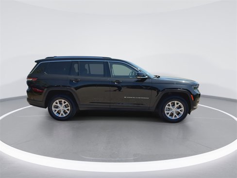 Used 2022 Jeep Grand Cherokee L Limited image 9