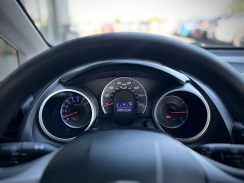 Used 2012 Honda Fit image 17