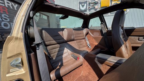 Used 1988 Porsche 924 S image 93