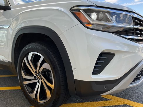 Used 2020 Volkswagen Atlas Cross Sport SEL Premium image 28