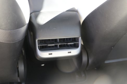 Used 2019 Tesla Model 3 Long Range image 31