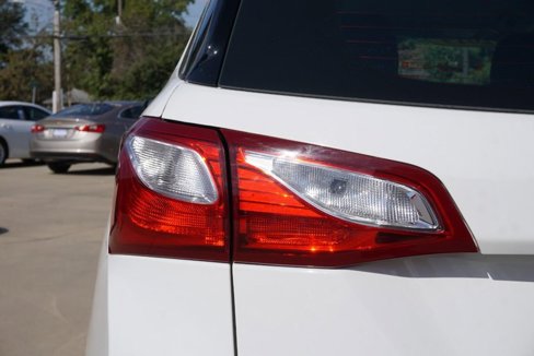 Used 2019 Chevrolet Equinox LS image 15