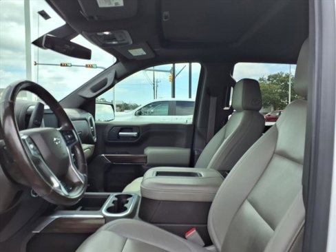 Used 2021 Chevrolet Silverado 1500 RST w/ Convenience Package II image 8