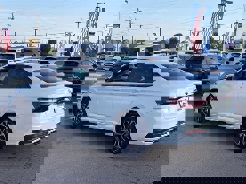 New 2025 Volkswagen Jetta Sport image 5