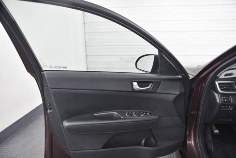 Used 2019 Kia Optima LX image 9