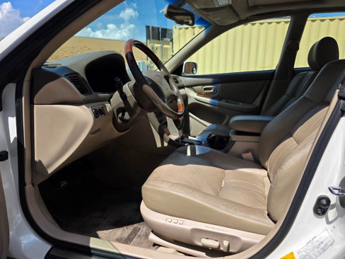 Used 2001 Lexus ES 330 image 11