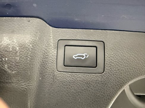 Used 2017 Hyundai Santa Fe Sport w/ 2.0T Ultimate Tech Package 05 image 35