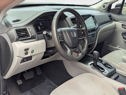 Used 2019 Honda Pilot EX image 10