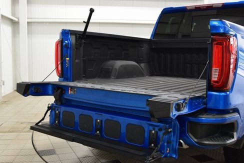 Used 2023 GMC Sierra 1500 AT4 w/ Technology Package image 24