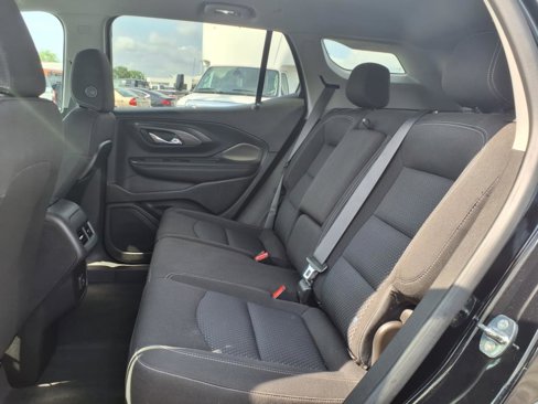 Used 2022 GMC Terrain SLE w/ Driver Convenience Package image 10